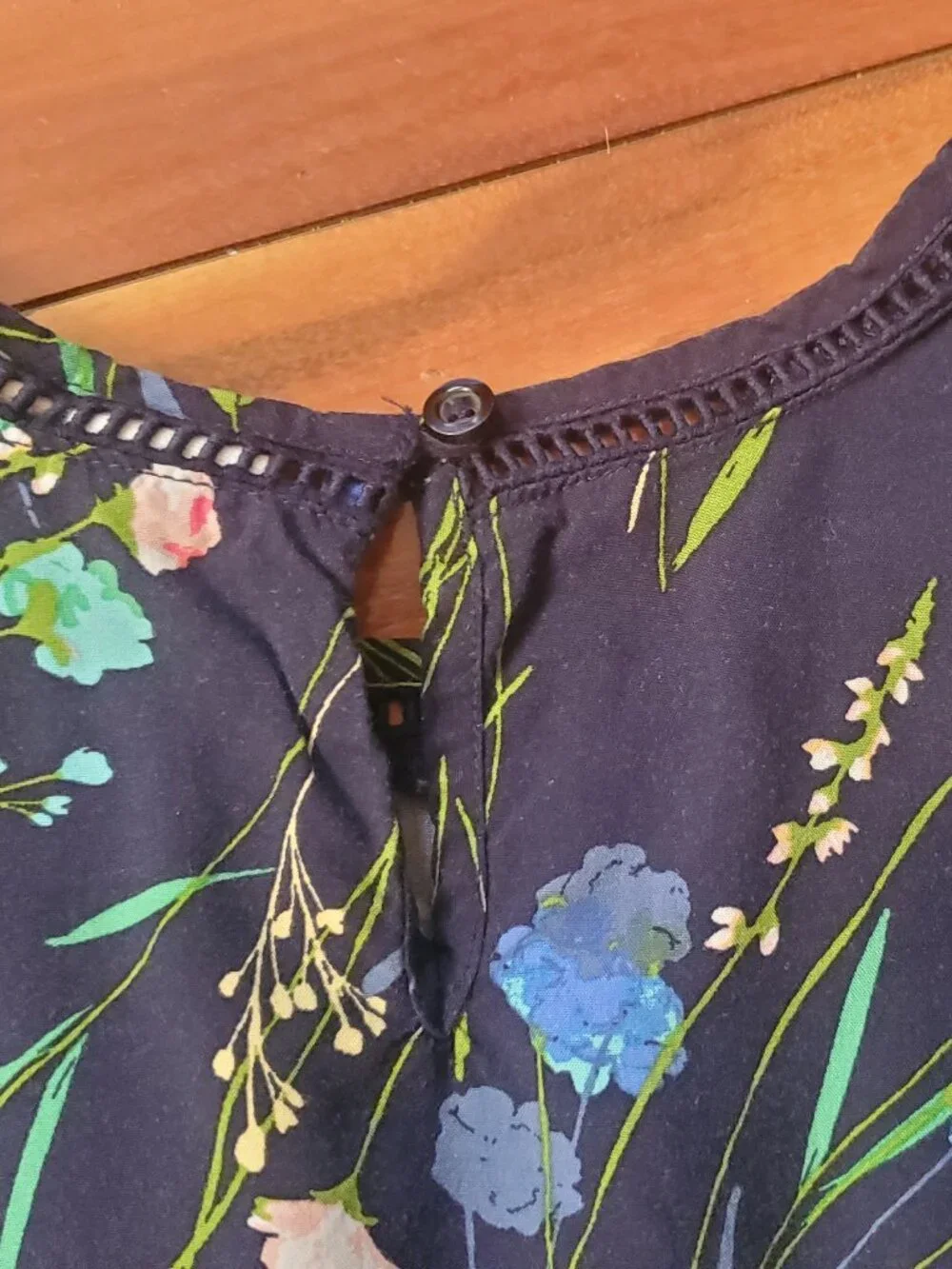 GAP girl's navy floral dress size S